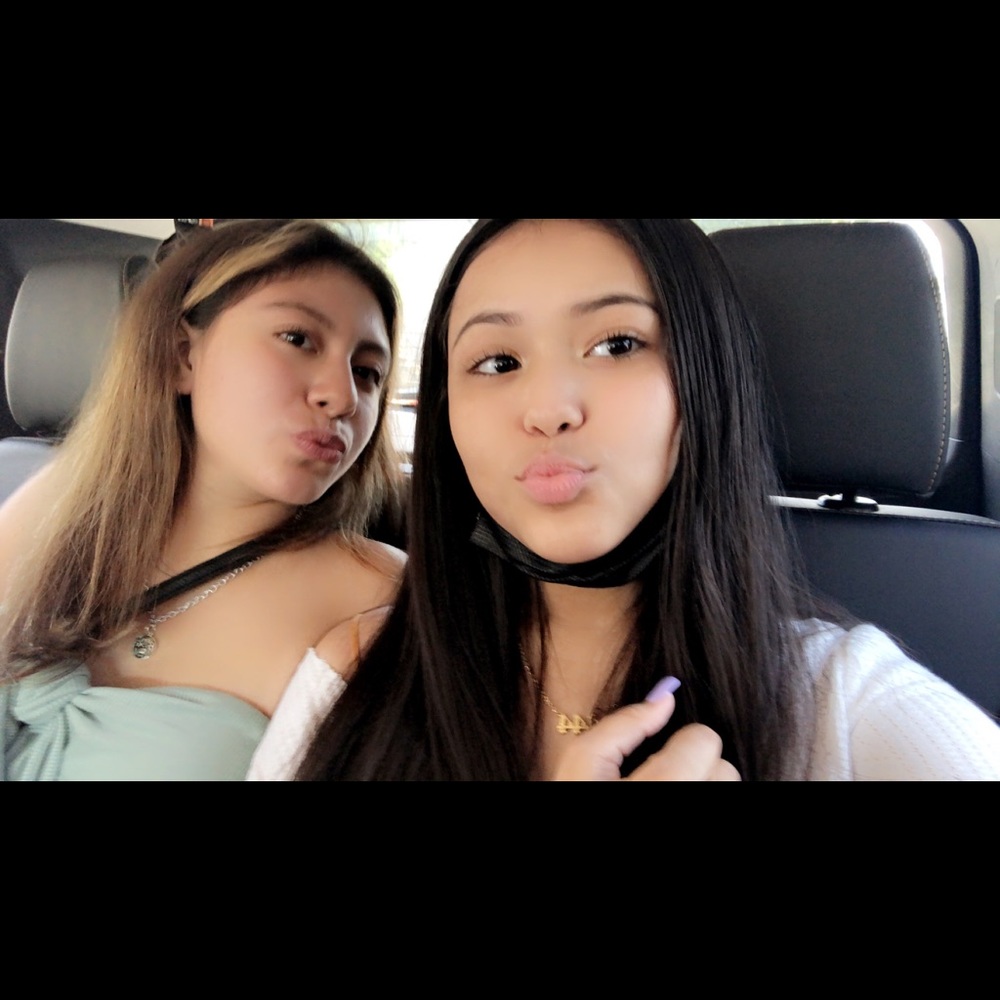 Meet your Posher, Ellie